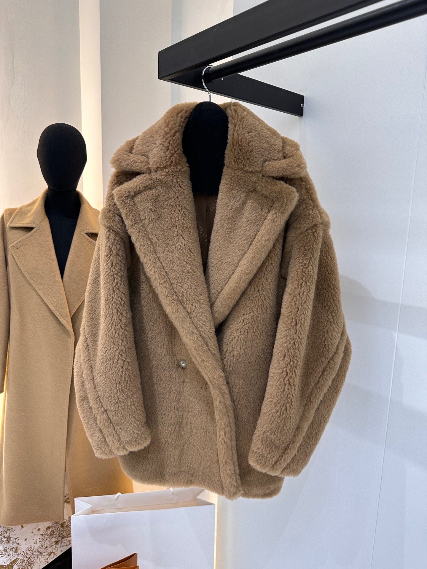 Abrigo Corto Max de Oso de Pel - Wool Coat Peacoat reseña y precio
